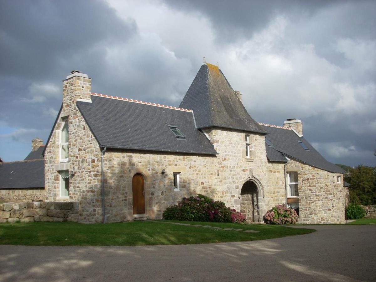 Gites Du Manoir De Goandour Crozon Bagian luar foto